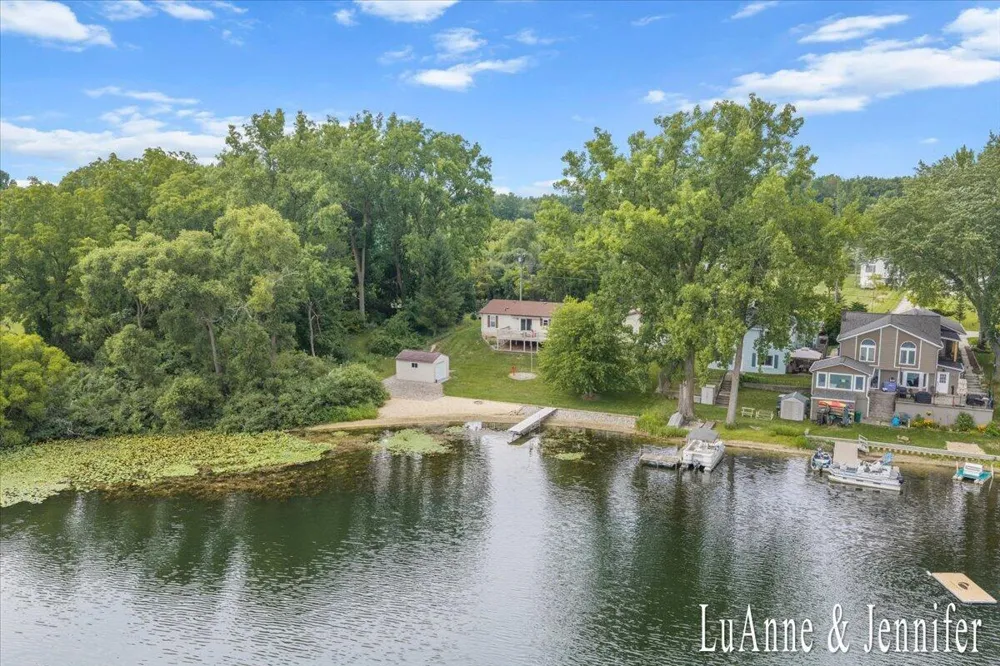 10260 Swem Street NE Oakfield Township, MI 49341