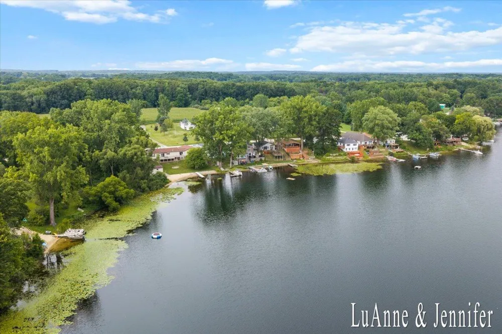 10260 Swem Street NE Oakfield Township, MI 49341