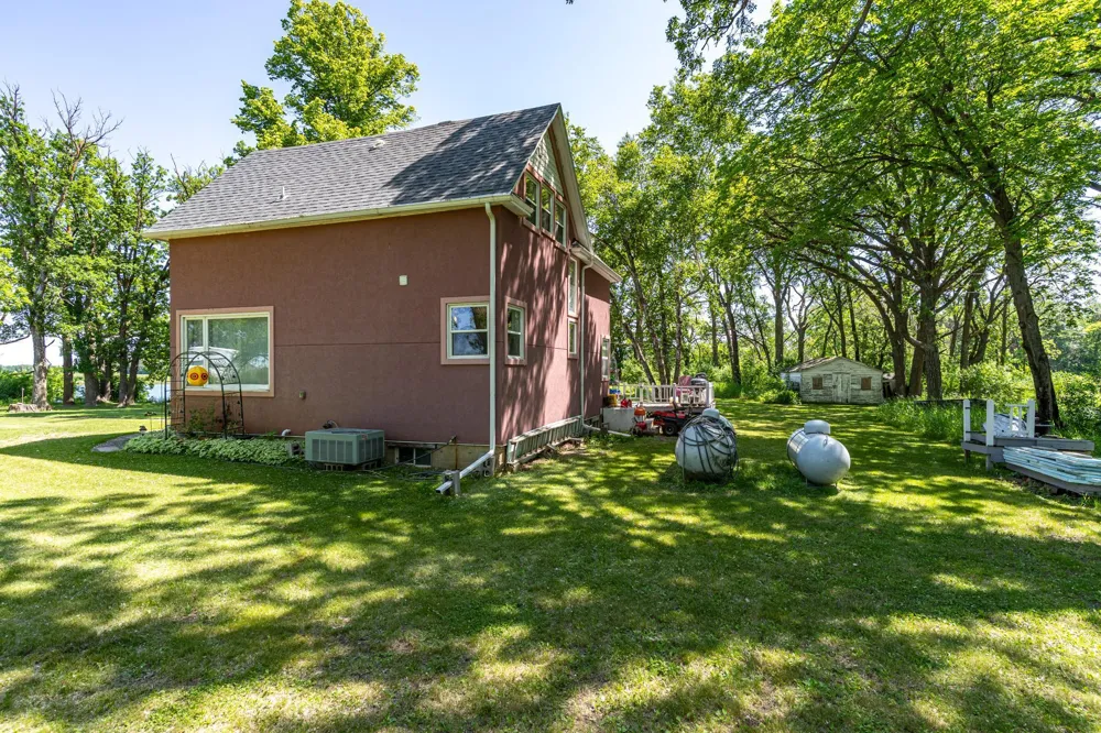 22736 370th Ave. SE (CR 41) SE Erskine, MN 56535