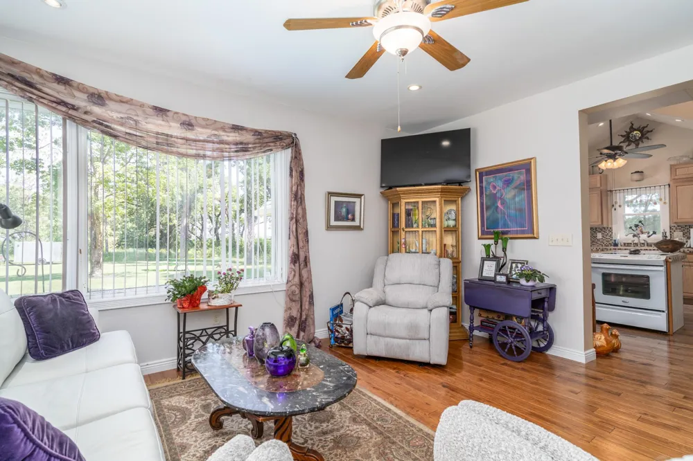 22736 370th Ave. SE (CR 41) SE Erskine, MN 56535