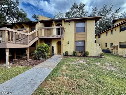Golfside Village Drive