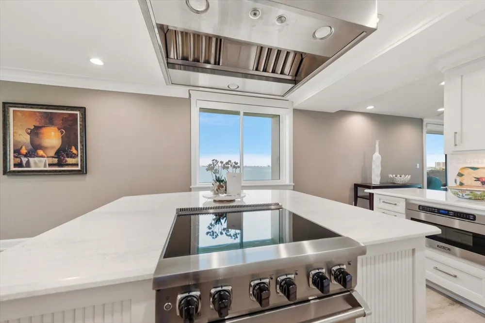 4 BELLEVIEW BOULEVARD #503 Belleair, FL 33756