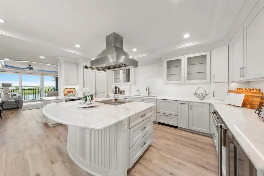 4 BELLEVIEW BOULEVARD #503 Belleair, FL 33756