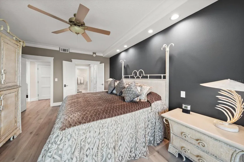 4 BELLEVIEW BOULEVARD #503 Belleair, FL 33756