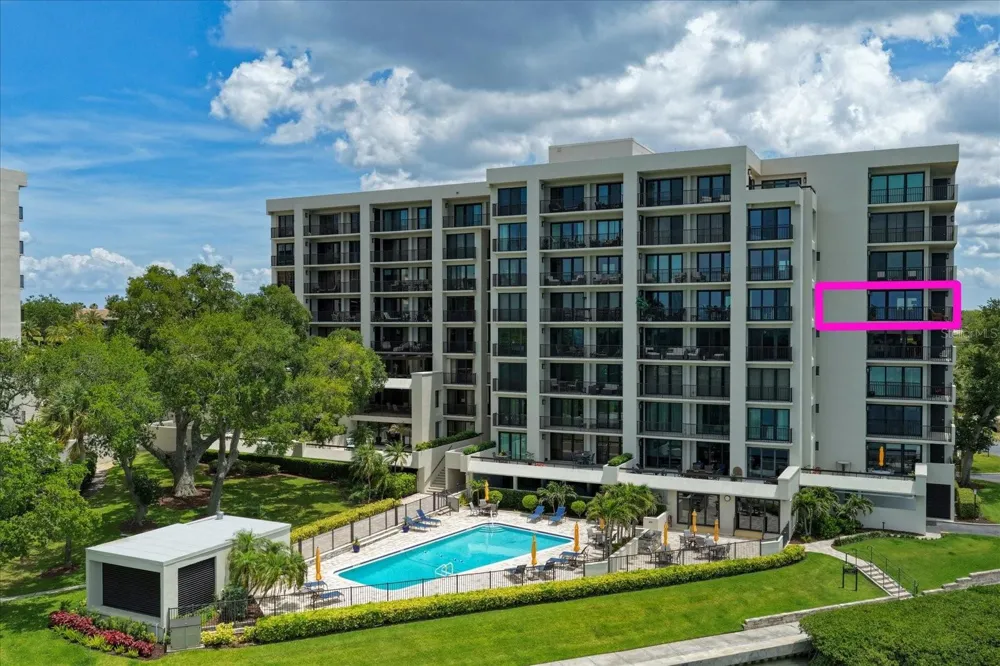 4 BELLEVIEW BOULEVARD #503 Belleair, FL 33756