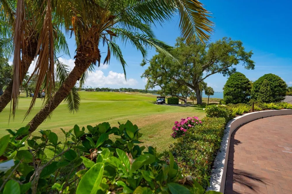 4 BELLEVIEW BOULEVARD #503 Belleair, FL 33756