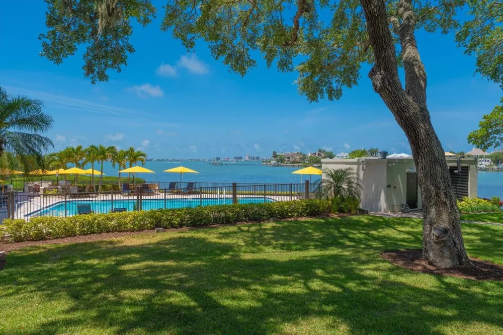 4 BELLEVIEW BOULEVARD #503 Belleair, FL 33756