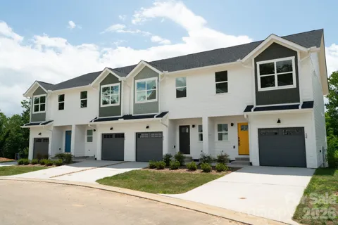 32 Brice Street #16