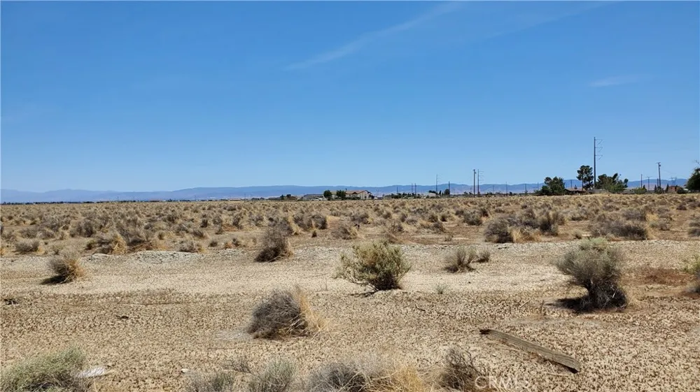 Dinkey Ave Rosamond, CA 93560
