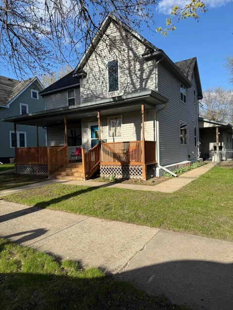 318 S 7th Street