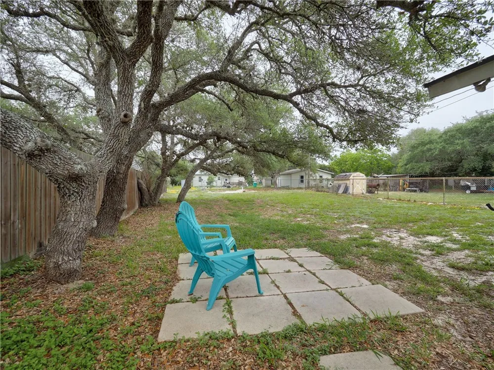 959 S 9th Street Aransas Pass, TX 78336