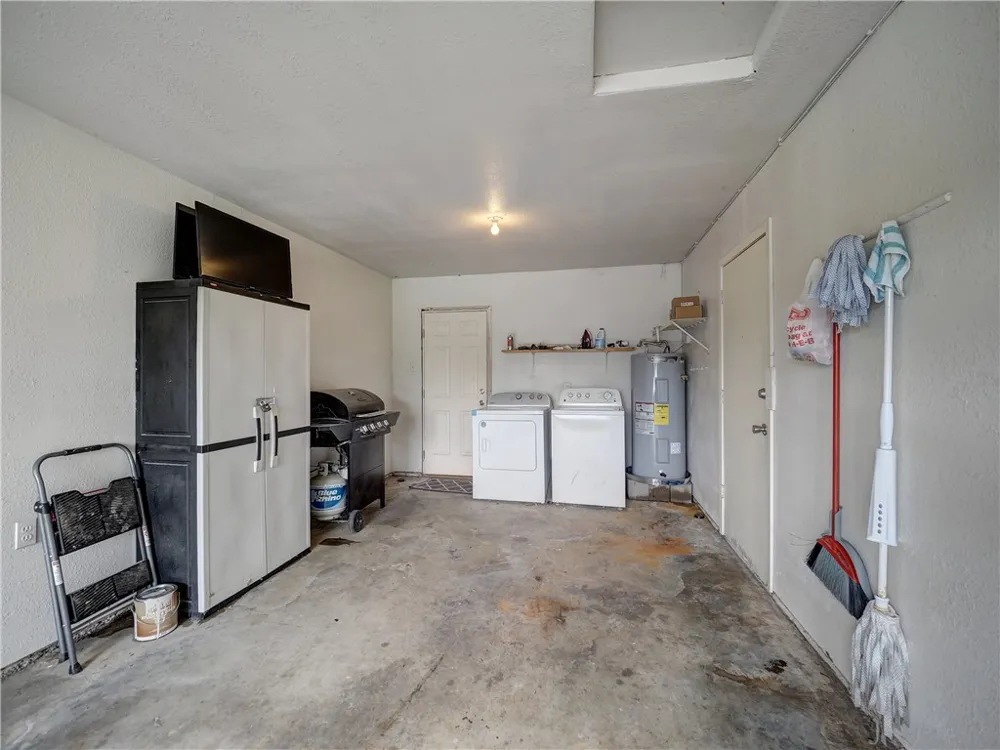 959 S 9th Street Aransas Pass, TX 78336