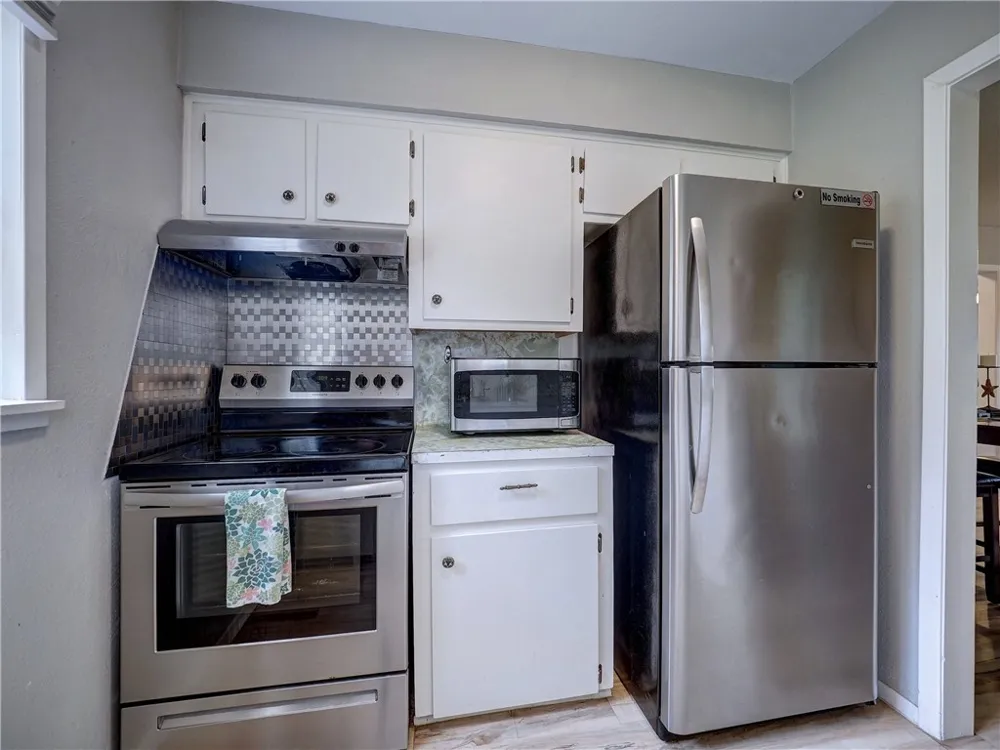 959 S 9th Street Aransas Pass, TX 78336