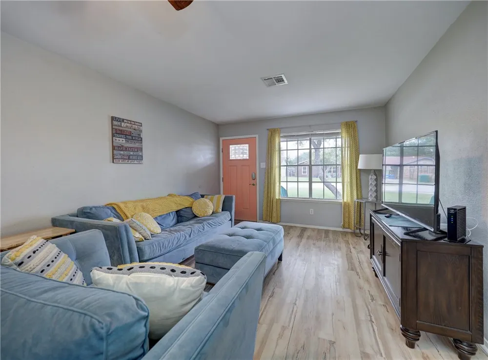 959 S 9th Street Aransas Pass, TX 78336