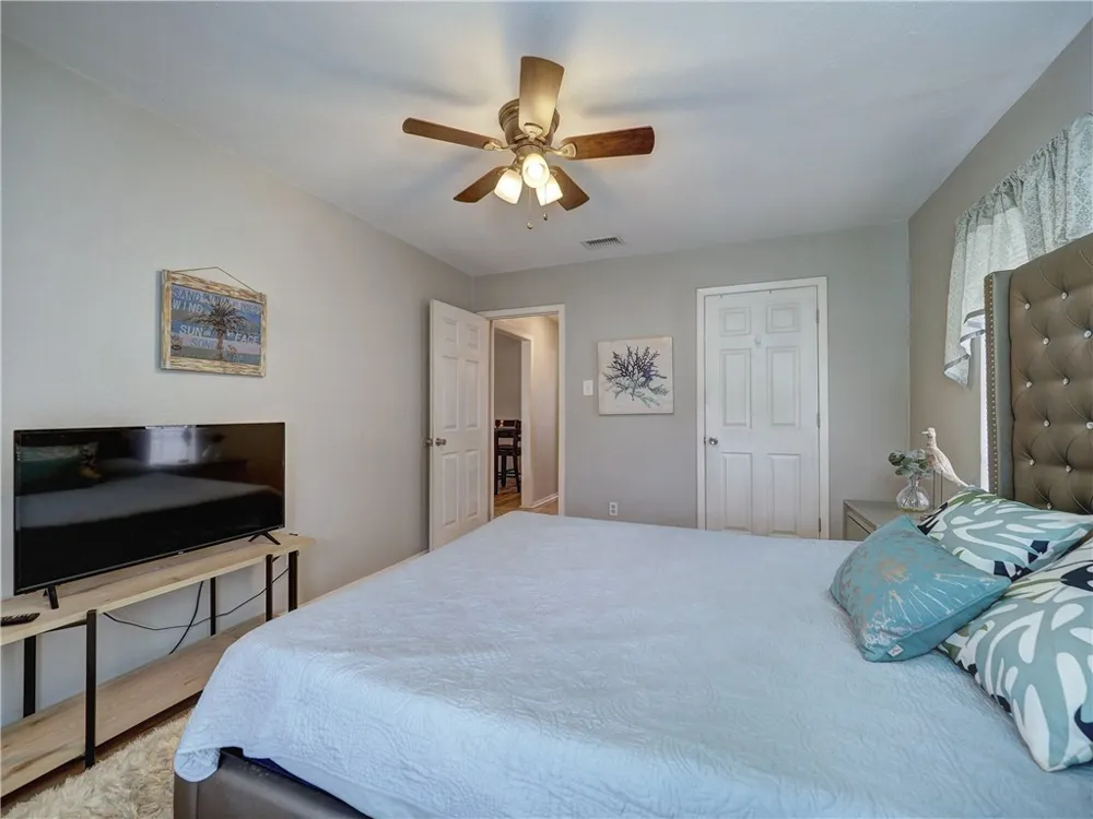 959 S 9th Street Aransas Pass, TX 78336