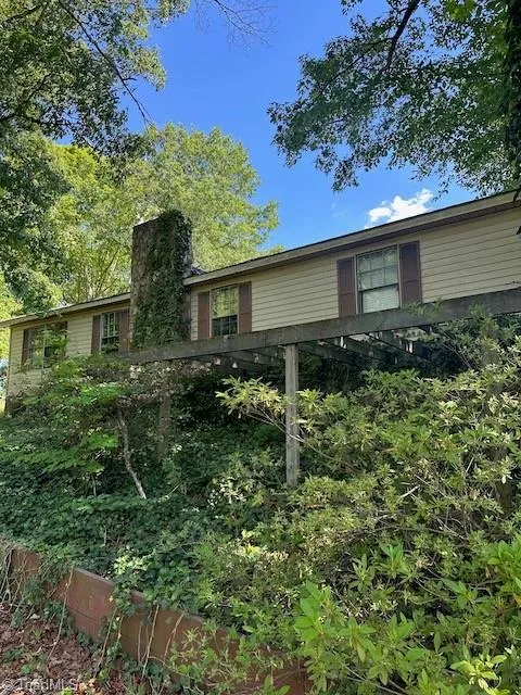 6566 NC Highway 8