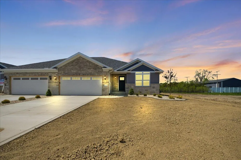13442 Madison Avenue Cedar Lake, IN 46303