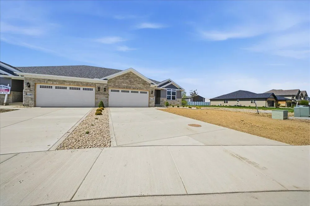 13442 Madison Avenue Cedar Lake, IN 46303