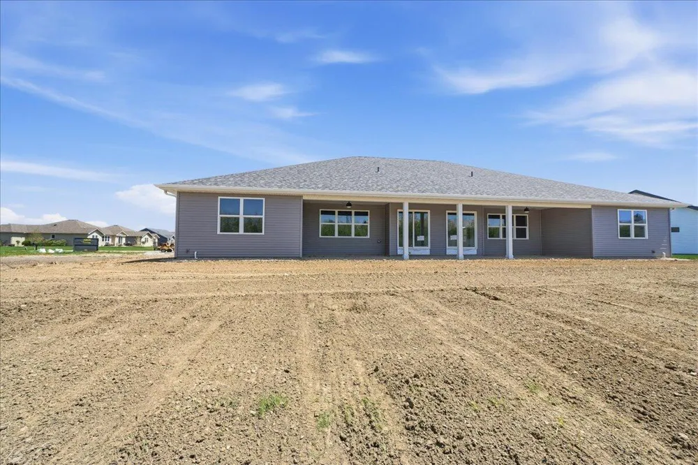 13442 Madison Avenue Cedar Lake, IN 46303