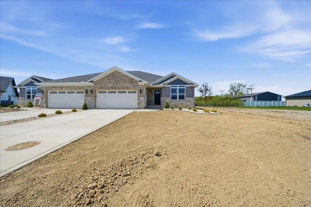 13442 Madison Avenue Cedar Lake, IN 46303