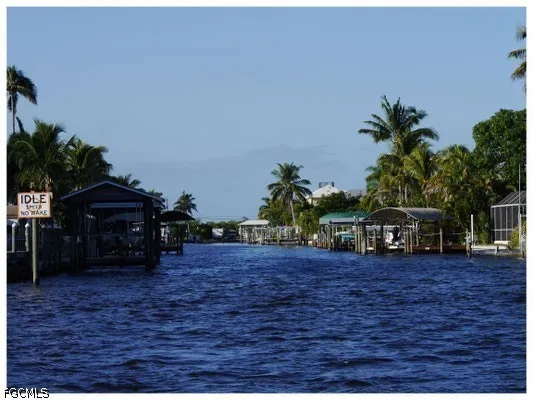 Third Street Matlacha, FL 33993