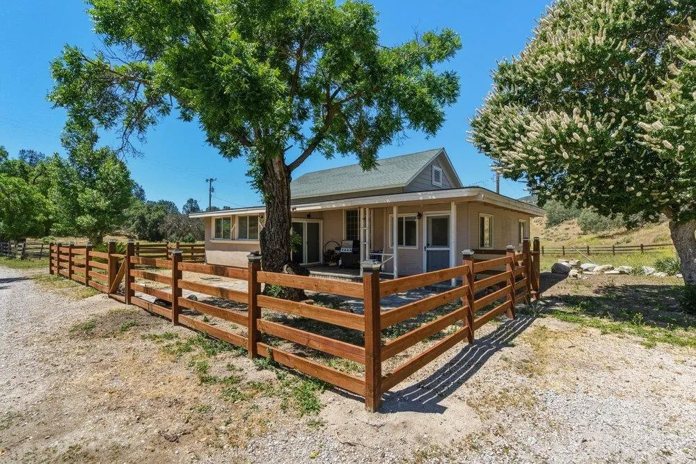 31341 Airline Highway Paicines, CA 95043