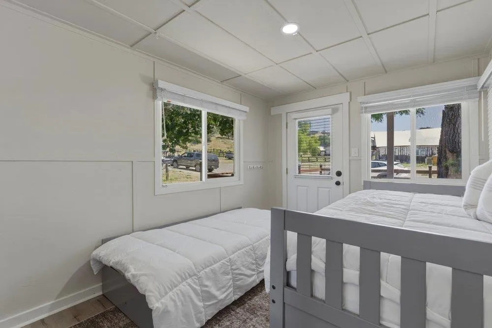31341 Airline Highway Paicines, CA 95043