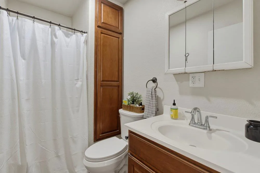 31341 Airline Highway Paicines, CA 95043