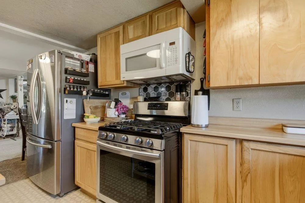 31341 Airline Highway Paicines, CA 95043