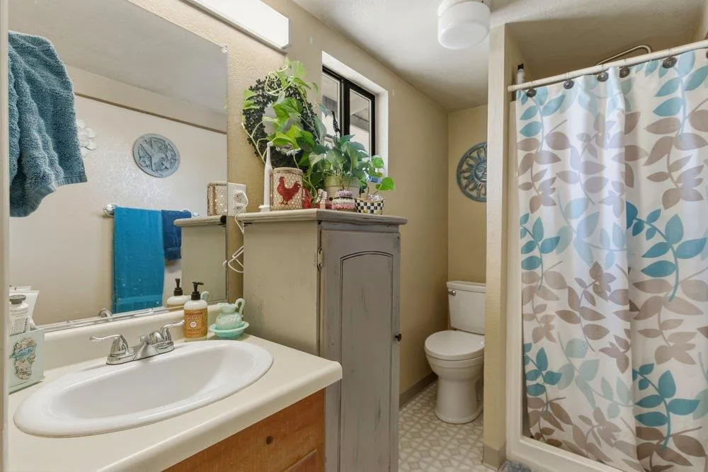 31341 Airline Highway Paicines, CA 95043