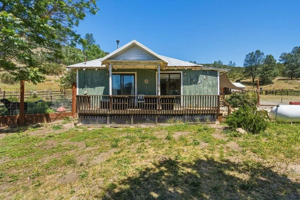 31341 Airline Highway Paicines, CA 95043