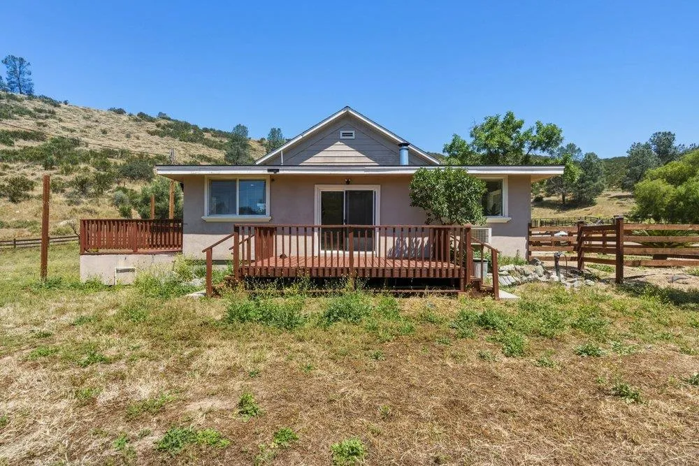 31341 Airline Highway Paicines, CA 95043