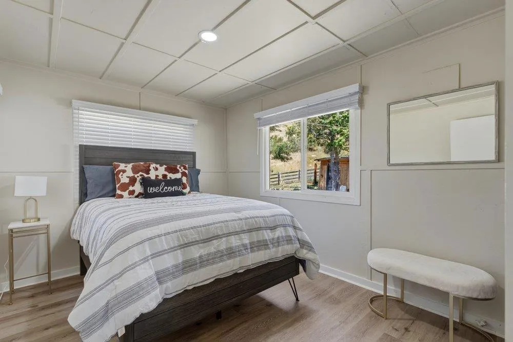 31341 Airline Highway Paicines, CA 95043