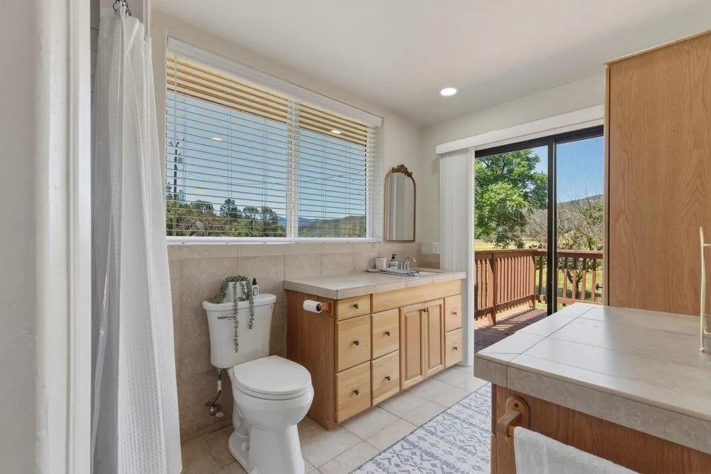 31341 Airline Highway Paicines, CA 95043