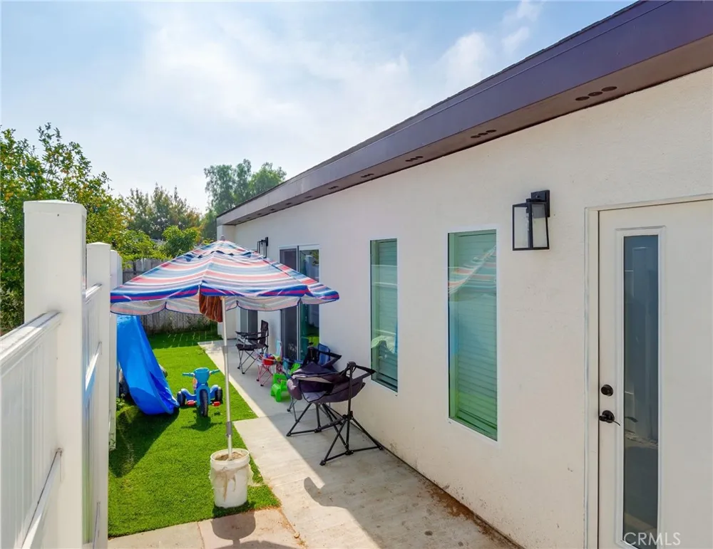 8247 9th Rancho Cucamonga, CA 91730