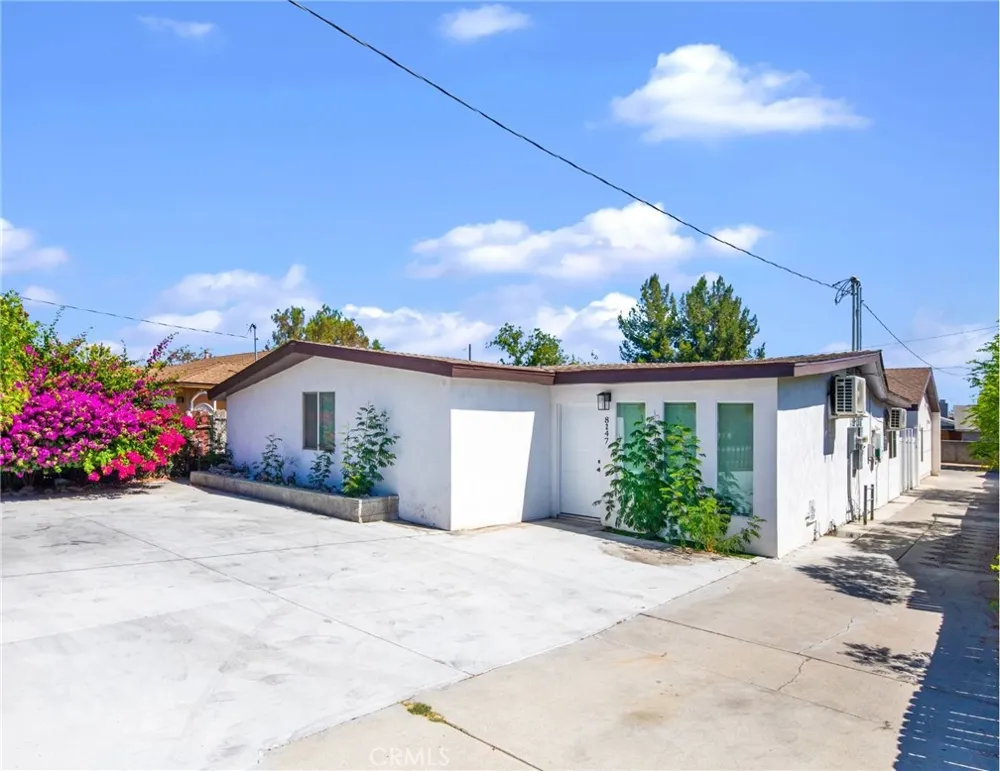 8247 9th Rancho Cucamonga, CA 91730