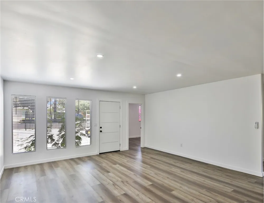 8247 9th Rancho Cucamonga, CA 91730