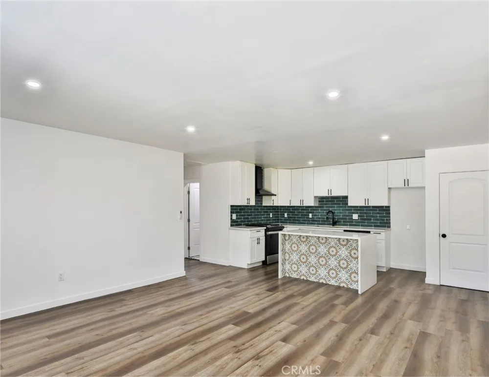 8247 9th Rancho Cucamonga, CA 91730