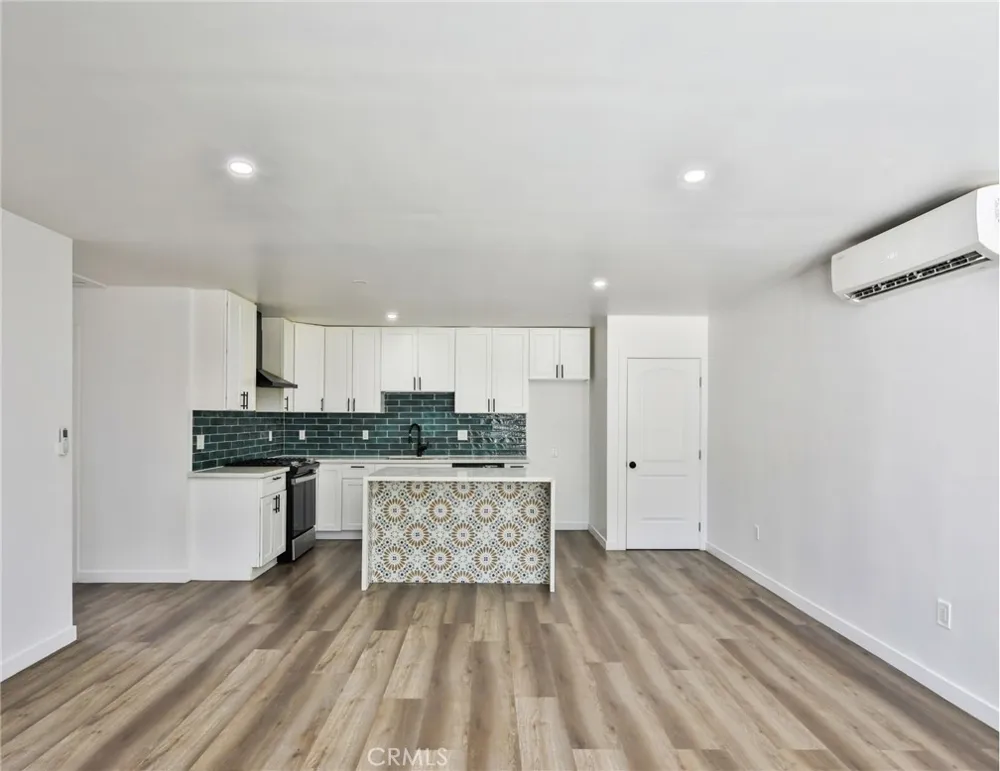 8247 9th Rancho Cucamonga, CA 91730