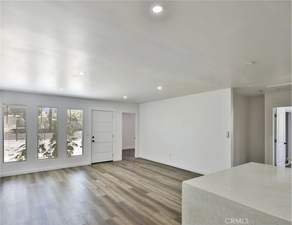 8247 9th Rancho Cucamonga, CA 91730
