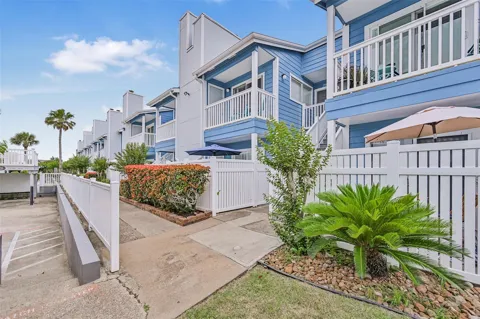 3506 Cove View Boulevard #206