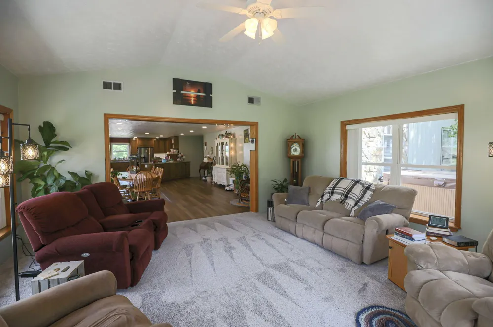 9466 Clarks Mill Road Avera, GA 30803