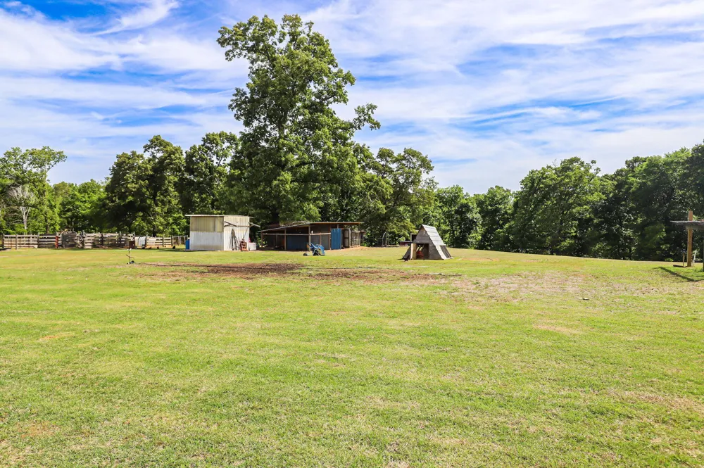 9466 Clarks Mill Road Avera, GA 30803