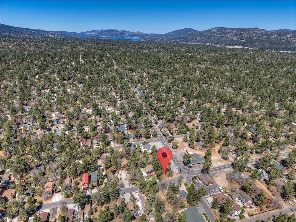 Maple Lane Sugarloaf, CA 92386