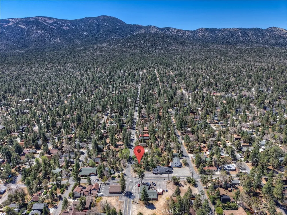Maple Lane Sugarloaf, CA 92386