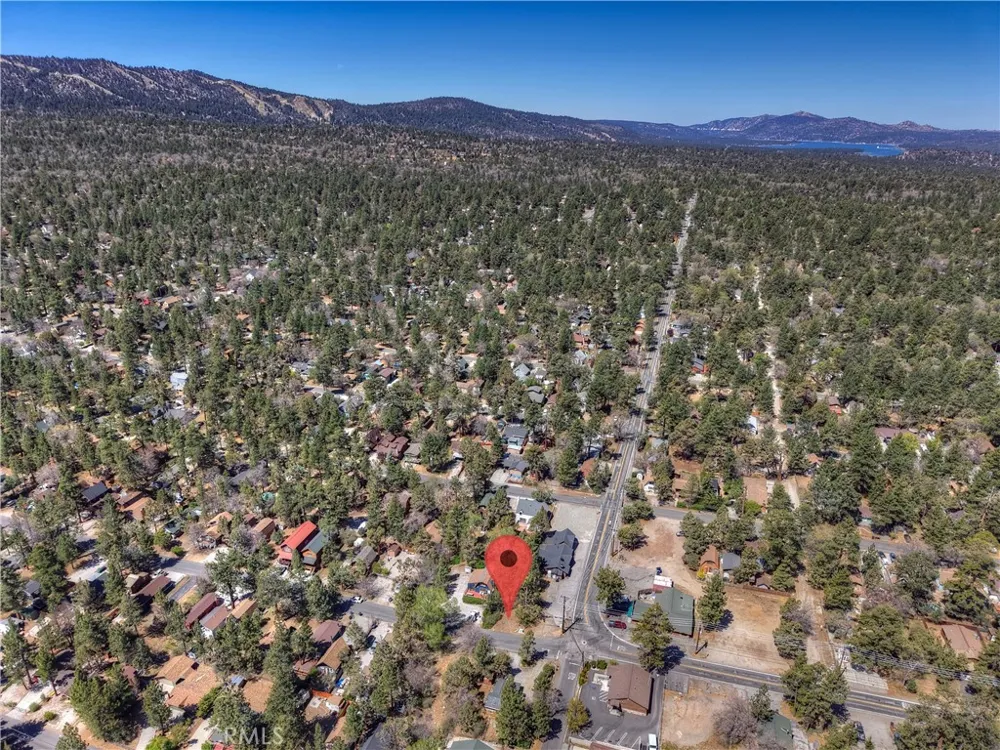Maple Lane Sugarloaf, CA 92386
