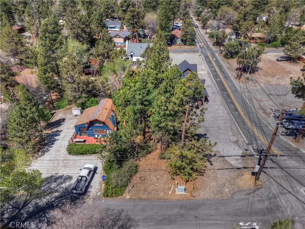 Maple Lane Sugarloaf, CA 92386