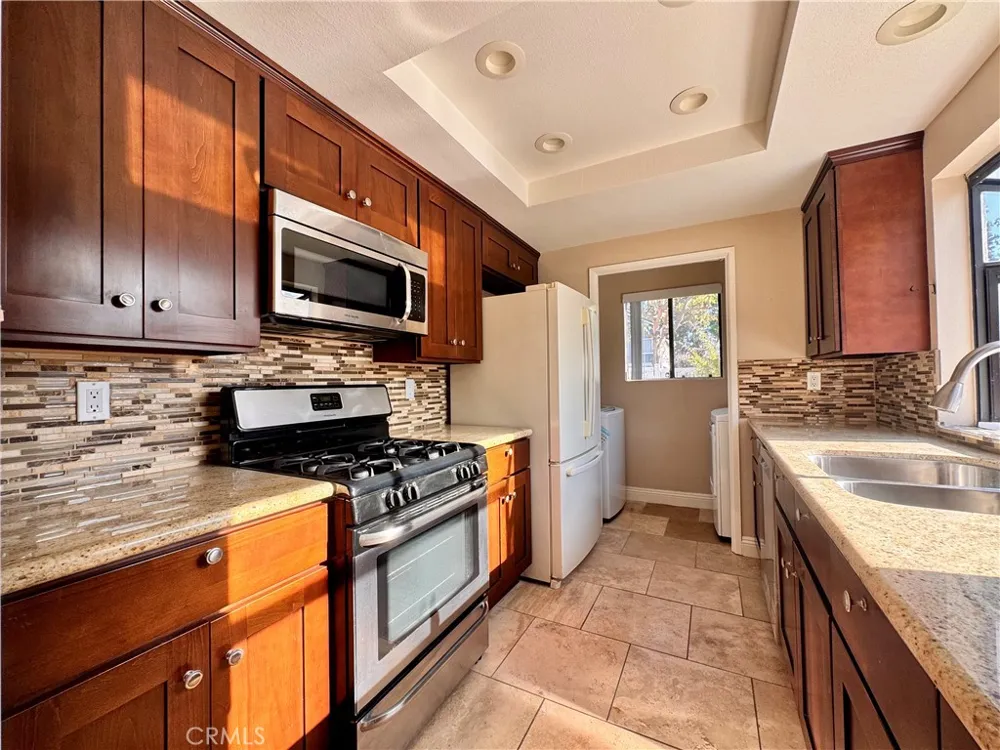 49 Clover Aliso Viejo, CA 92656