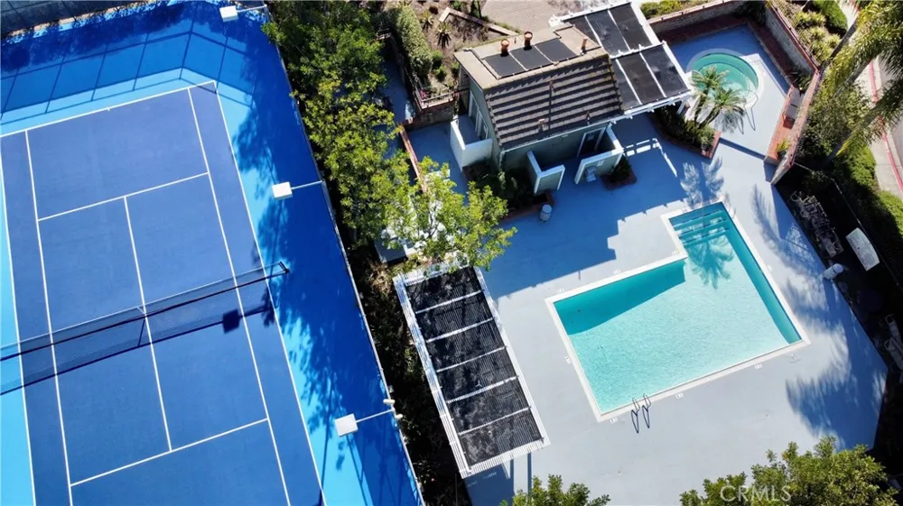 49 Clover Aliso Viejo, CA 92656