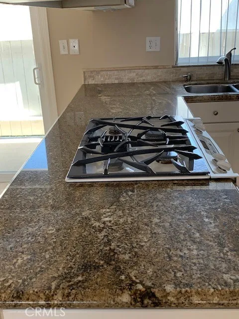 6232 warner #C Huntington Beach, CA 92647